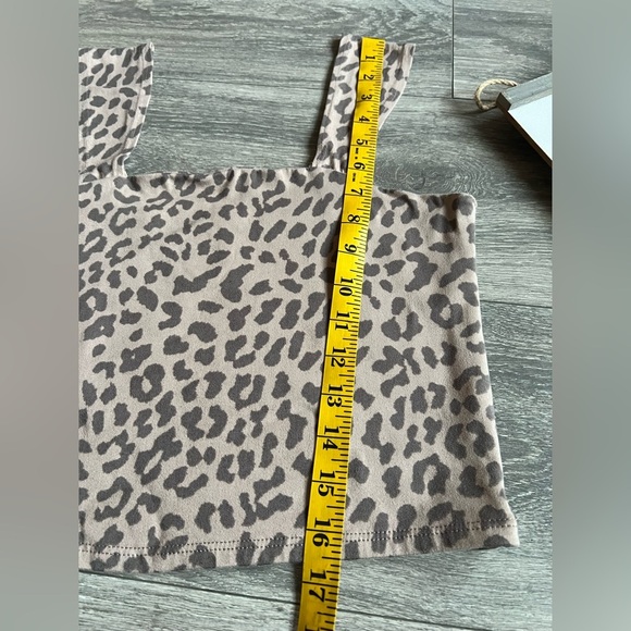 Livi by Olivia Rae brown leopard cheetah animal print crop tank top size L - Picture 4 of 5